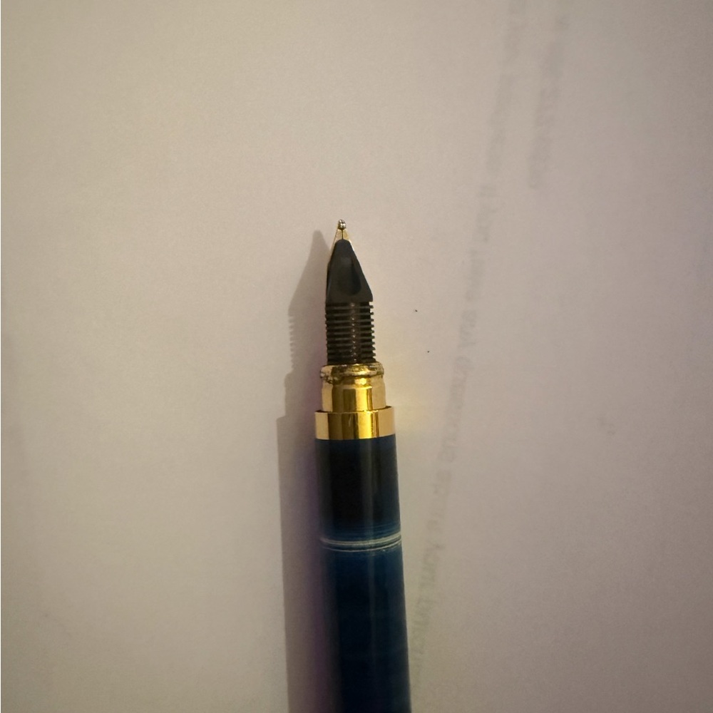 Vintage S. T. Dupont - Blue and Gold Fountain Pen - Picture 8 of 9
